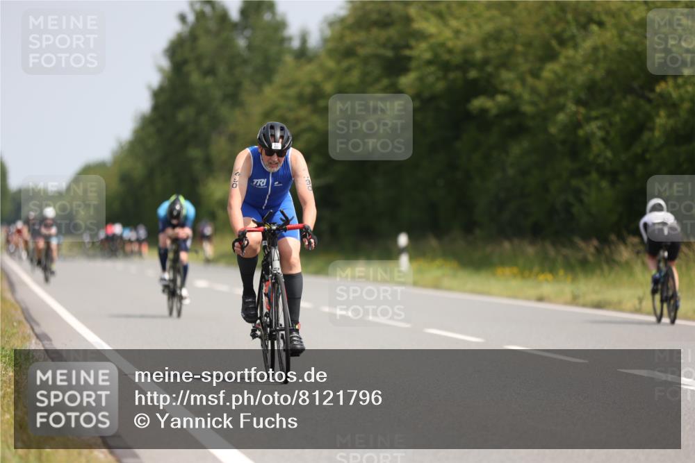 22.06.2025 - Viking Triathlon Yannick Fuchs http://msf.ph/oto/8121796 22.06.2025 11:48:52 Radfahren 201, 253, 269, 281, 363, 454, 490, 513, 542 meine-sportfotos.de