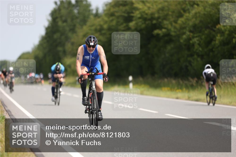 22.06.2025 - Viking Triathlon Yannick Fuchs http://msf.ph/oto/8121803 22.06.2025 11:48:52 Radfahren 201, 253, 269, 281, 363, 454, 490, 513, 542 meine-sportfotos.de