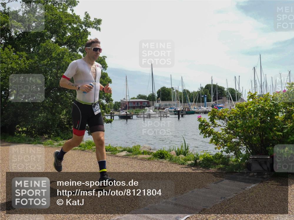 22.06.2025 - Viking Triathlon KatJ http://msf.ph/oto/8121804 22.06.2025 13:02:29 Laufen 294 meine-sportfotos.de