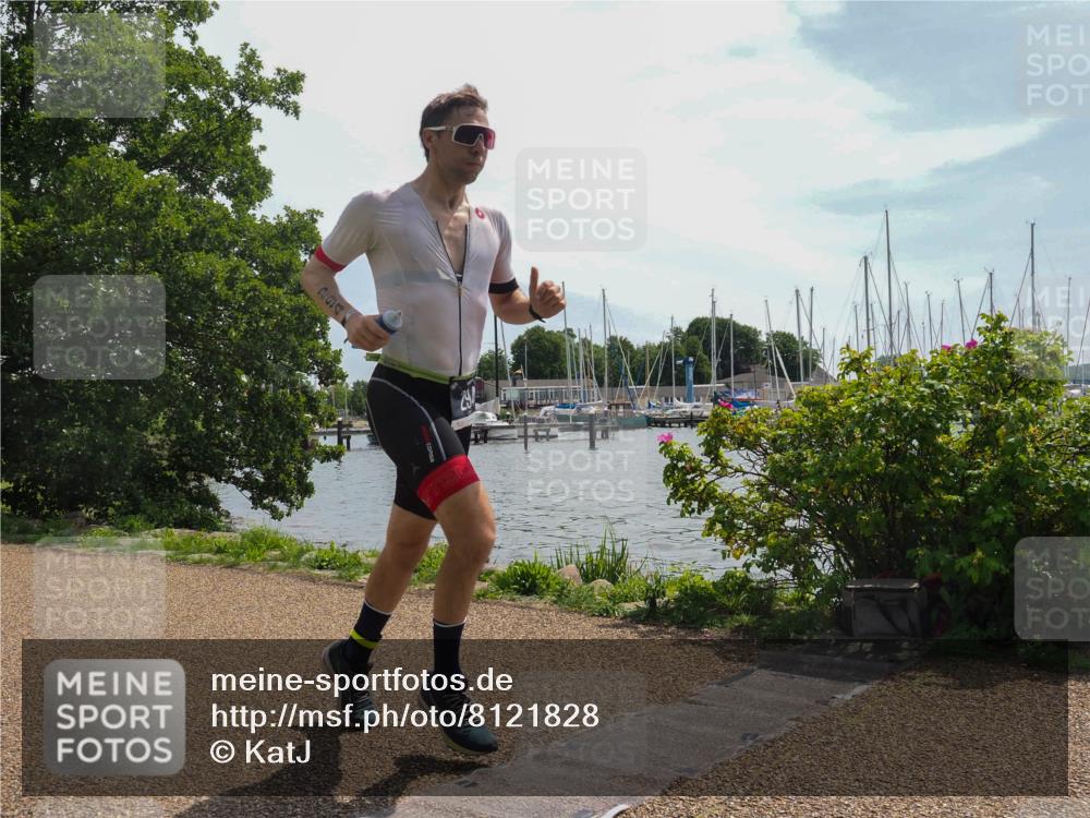 22.06.2025 - Viking Triathlon KatJ http://msf.ph/oto/8121828 22.06.2025 13:02:29 Laufen 294 meine-sportfotos.de