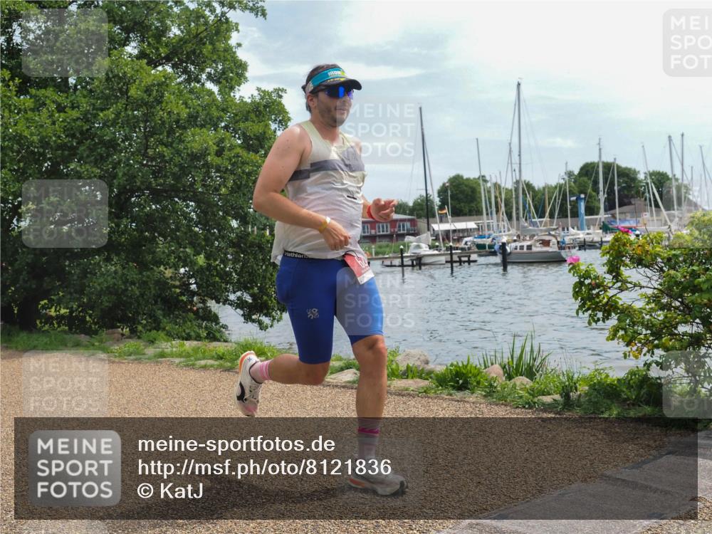 22.06.2025 - Viking Triathlon KatJ http://msf.ph/oto/8121836 22.06.2025 13:32:44 Laufen 623 meine-sportfotos.de