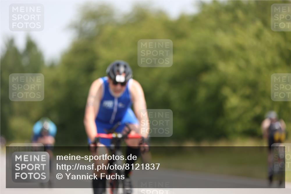 22.06.2025 - Viking Triathlon Yannick Fuchs http://msf.ph/oto/8121837 22.06.2025 11:48:53 Radfahren 201, 253, 269, 281, 363, 454, 490, 542 meine-sportfotos.de