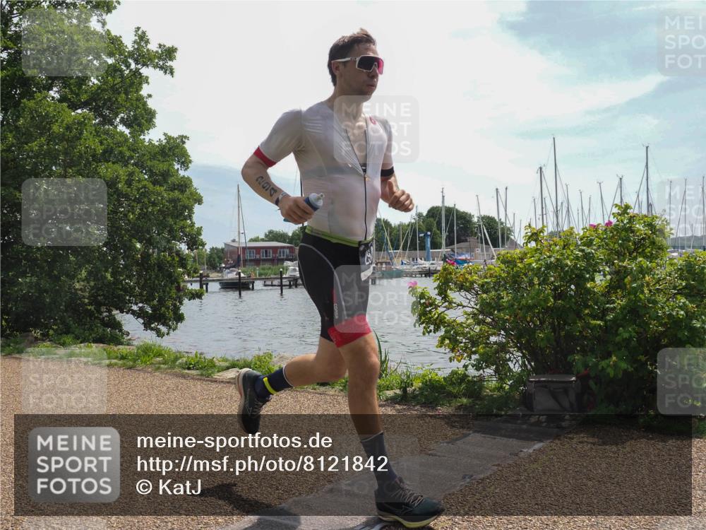 22.06.2025 - Viking Triathlon KatJ http://msf.ph/oto/8121842 22.06.2025 13:02:30 Laufen 294 meine-sportfotos.de