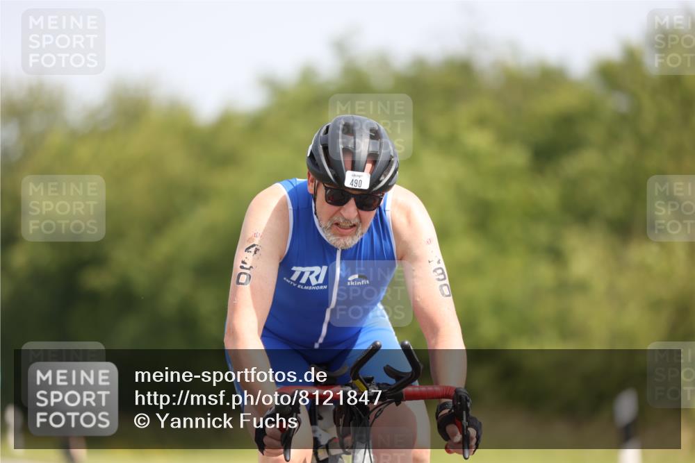 22.06.2025 - Viking Triathlon Yannick Fuchs http://msf.ph/oto/8121847 22.06.2025 11:48:53 Radfahren 201, 253, 269, 281, 363, 454, 490, 542 meine-sportfotos.de