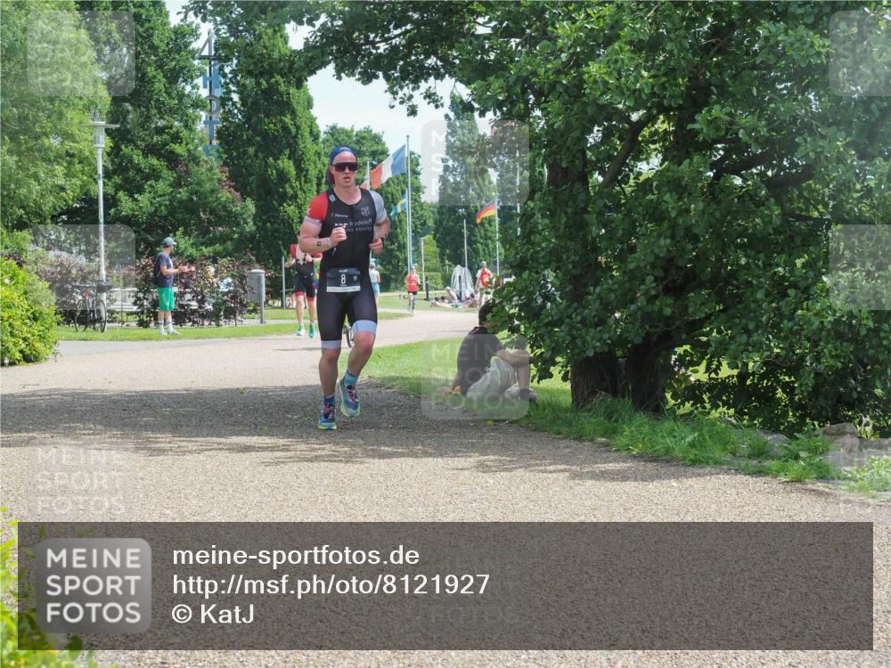 22.06.2025 - Viking Triathlon KatJ http://msf.ph/oto/8121927 22.06.2025 13:02:46 Laufen 8 meine-sportfotos.de