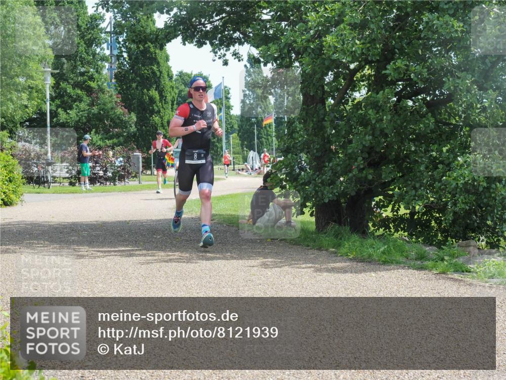22.06.2025 - Viking Triathlon KatJ http://msf.ph/oto/8121939 22.06.2025 13:02:46 Laufen 8 meine-sportfotos.de