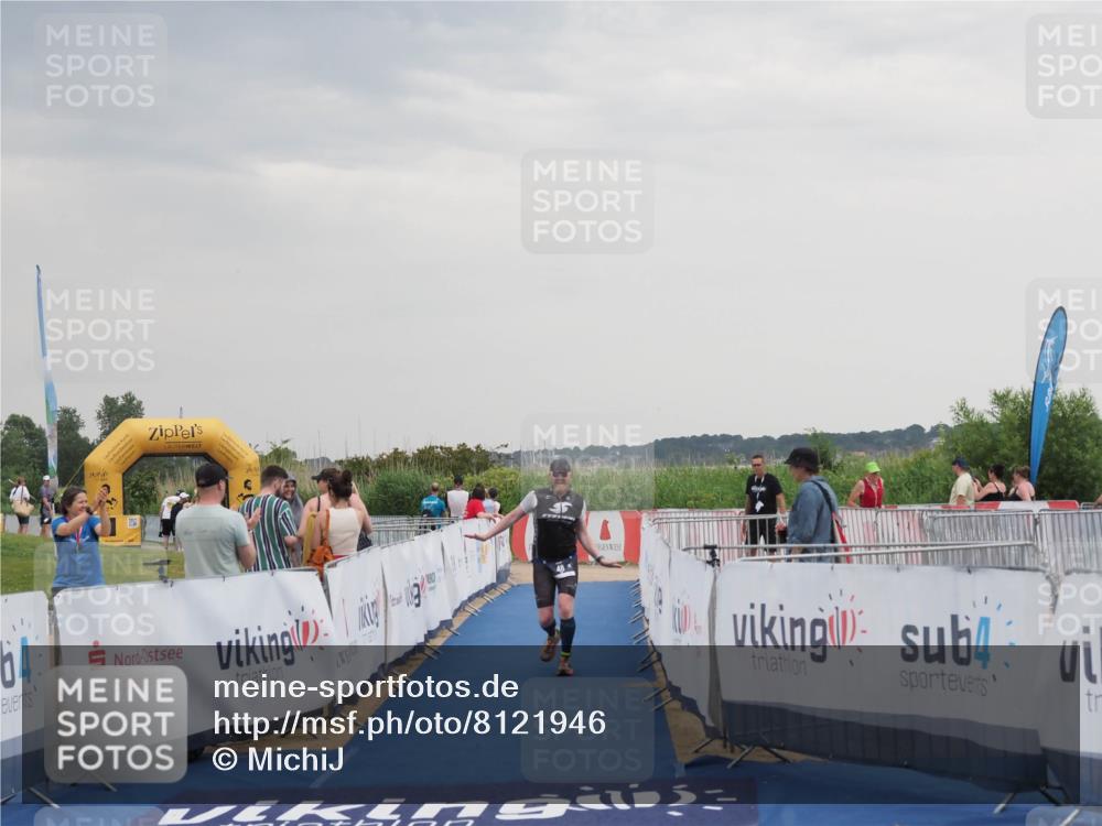 22.06.2025 - Viking Triathlon MichiJ http://msf.ph/oto/8121946 22.06.2025 16:36:45 Ziel 48, 240 meine-sportfotos.de