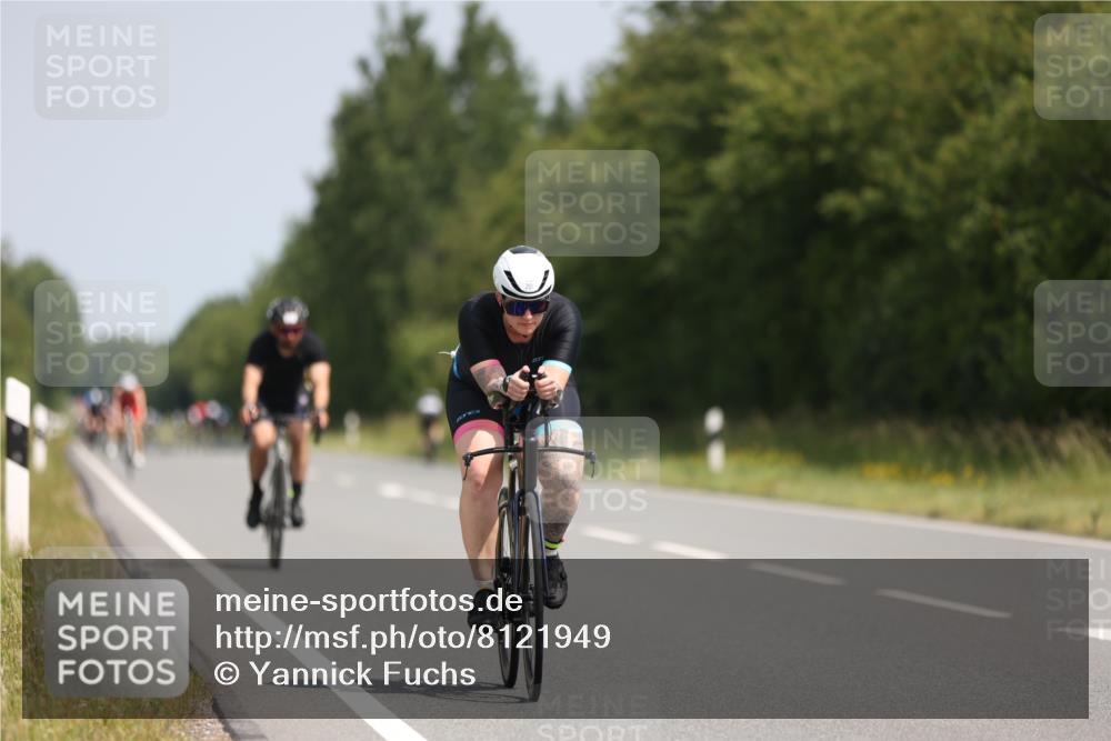22.06.2025 - Viking Triathlon Yannick Fuchs http://msf.ph/oto/8121949 22.06.2025 11:48:59 Radfahren 201, 210, 269, 281, 363, 454, 542 meine-sportfotos.de