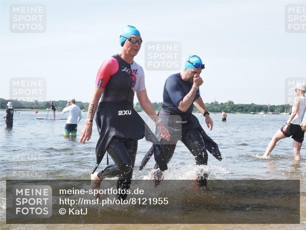 22.06.2025 - Viking Triathlon KatJ http://msf.ph/oto/8121955 22.06.2025 10:50:47 Schwimmen 48, 402, 523, 533, 543 meine-sportfotos.de