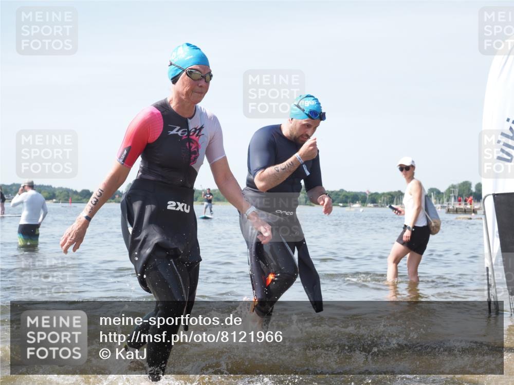 22.06.2025 - Viking Triathlon KatJ http://msf.ph/oto/8121966 22.06.2025 10:50:47 Schwimmen 48, 402, 523, 533, 543 meine-sportfotos.de