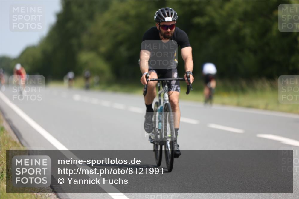 22.06.2025 - Viking Triathlon Yannick Fuchs http://msf.ph/oto/8121991 22.06.2025 11:49:01 Radfahren 201, 210, 281, 353, 454, 542 meine-sportfotos.de
