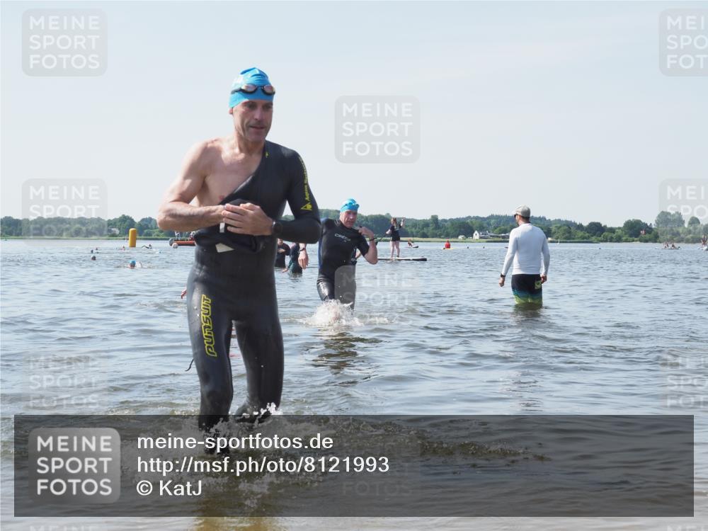 22.06.2025 - Viking Triathlon KatJ http://msf.ph/oto/8121993 22.06.2025 10:51:04 Schwimmen 308, 436, 484, 523, 543 meine-sportfotos.de