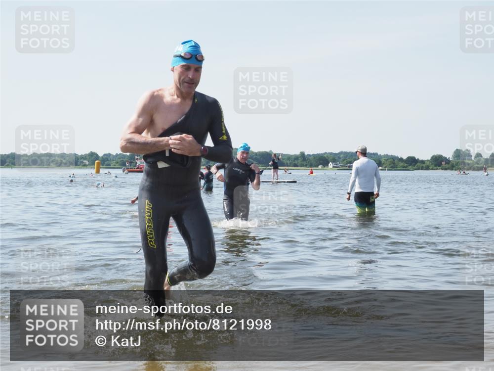 22.06.2025 - Viking Triathlon KatJ http://msf.ph/oto/8121998 22.06.2025 10:51:04 Schwimmen 308, 436, 484, 523, 543 meine-sportfotos.de
