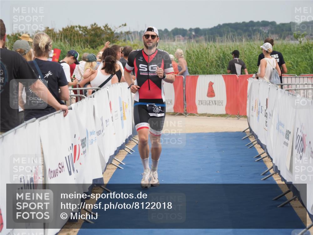 22.06.2025 - Viking Triathlon MichiJ http://msf.ph/oto/8122018 22.06.2025 15:13:30 Ziel 330 meine-sportfotos.de