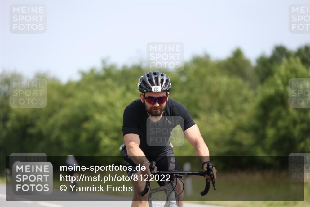 22.06.2025 - Viking Triathlon Yannick Fuchs http://msf.ph/oto/8122022 22.06.2025 11:49:02 Radfahren 201, 210, 281, 353, 454, 542 meine-sportfotos.de