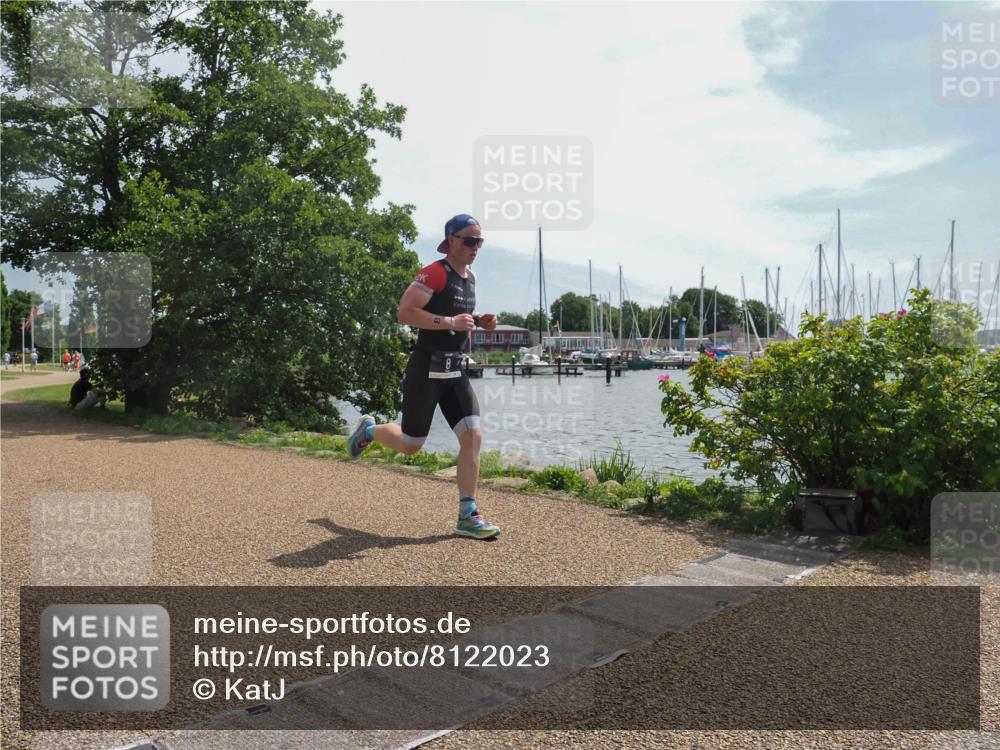 22.06.2025 - Viking Triathlon KatJ http://msf.ph/oto/8122023 22.06.2025 13:02:49 Laufen 8 meine-sportfotos.de