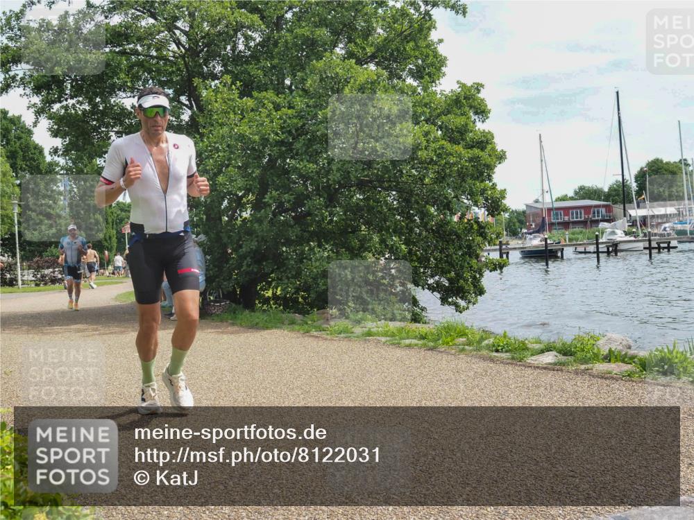 22.06.2025 - Viking Triathlon KatJ http://msf.ph/oto/8122031 22.06.2025 13:33:12 Laufen 450 meine-sportfotos.de