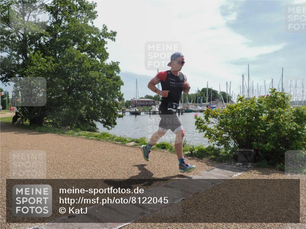 22.06.2025 - Viking Triathlon KatJ http://msf.ph/oto/8122045 22.06.2025 13:02:49 Laufen 8 meine-sportfotos.de