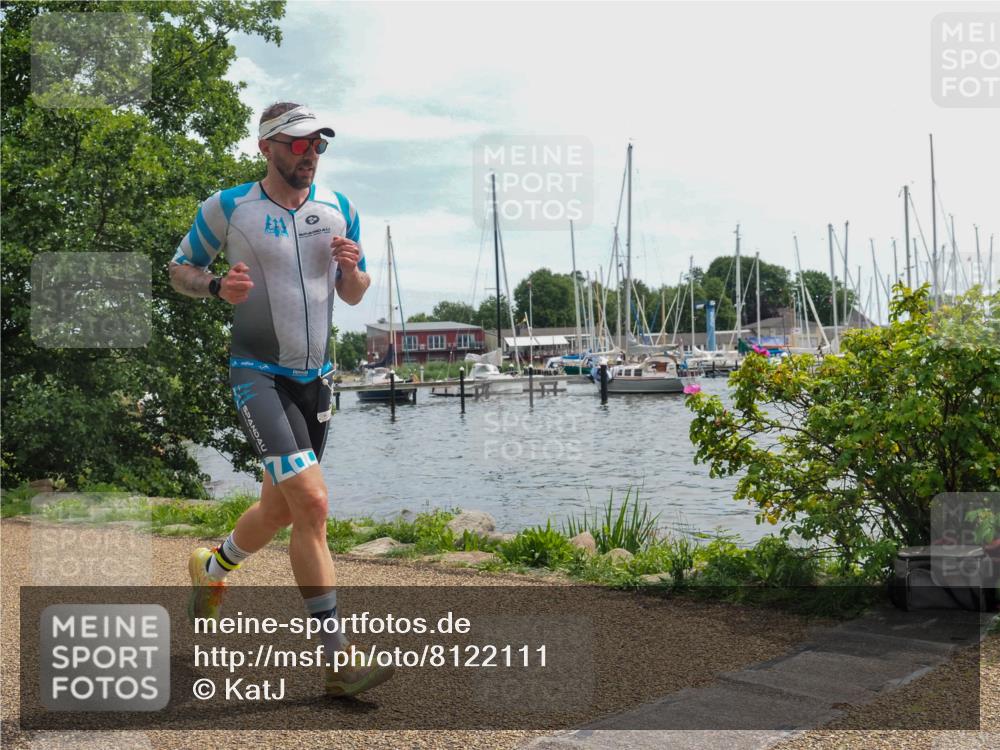 22.06.2025 - Viking Triathlon KatJ http://msf.ph/oto/8122111 22.06.2025 13:33:16 Laufen 361 meine-sportfotos.de