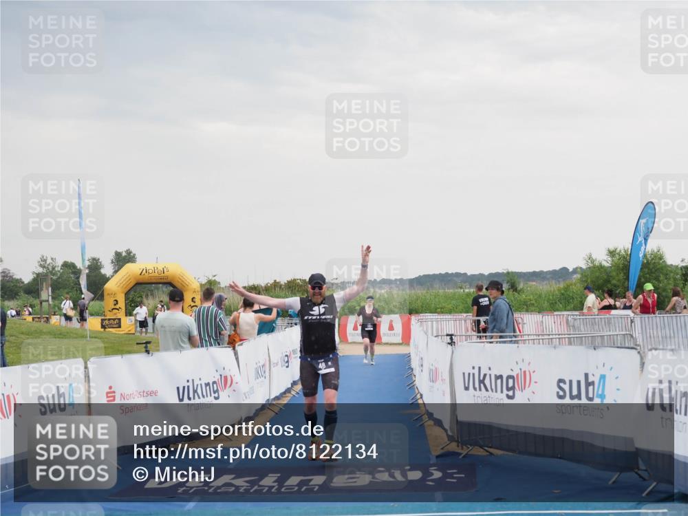 22.06.2025 - Viking Triathlon MichiJ http://msf.ph/oto/8122134 22.06.2025 16:36:48 Ziel 48, 240 meine-sportfotos.de