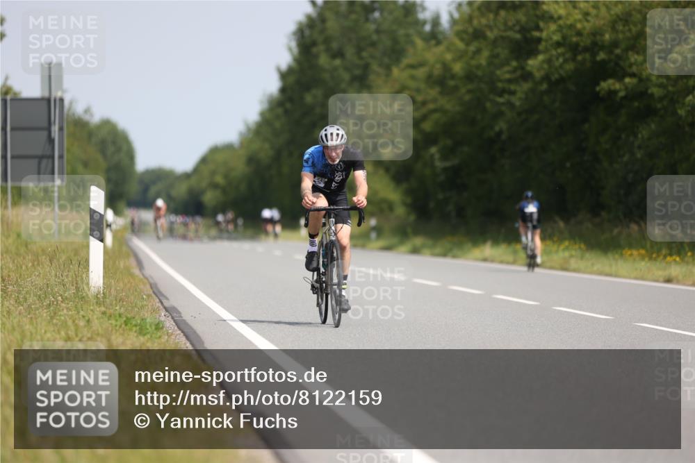 22.06.2025 - Viking Triathlon Yannick Fuchs http://msf.ph/oto/8122159 22.06.2025 11:49:16 Radfahren 405, 433, 477, 634 meine-sportfotos.de