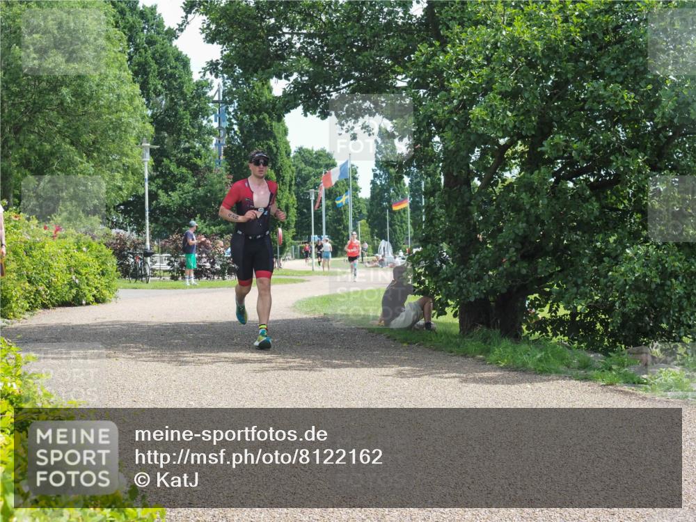 22.06.2025 - Viking Triathlon KatJ http://msf.ph/oto/8122162 22.06.2025 13:02:53 Laufen 429 meine-sportfotos.de