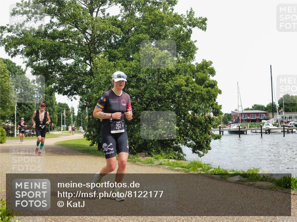 22.06.2025 - Viking Triathlon KatJ http://msf.ph/oto/8122177 22.06.2025 15:16:39 Laufen 251, 614 meine-sportfotos.de
