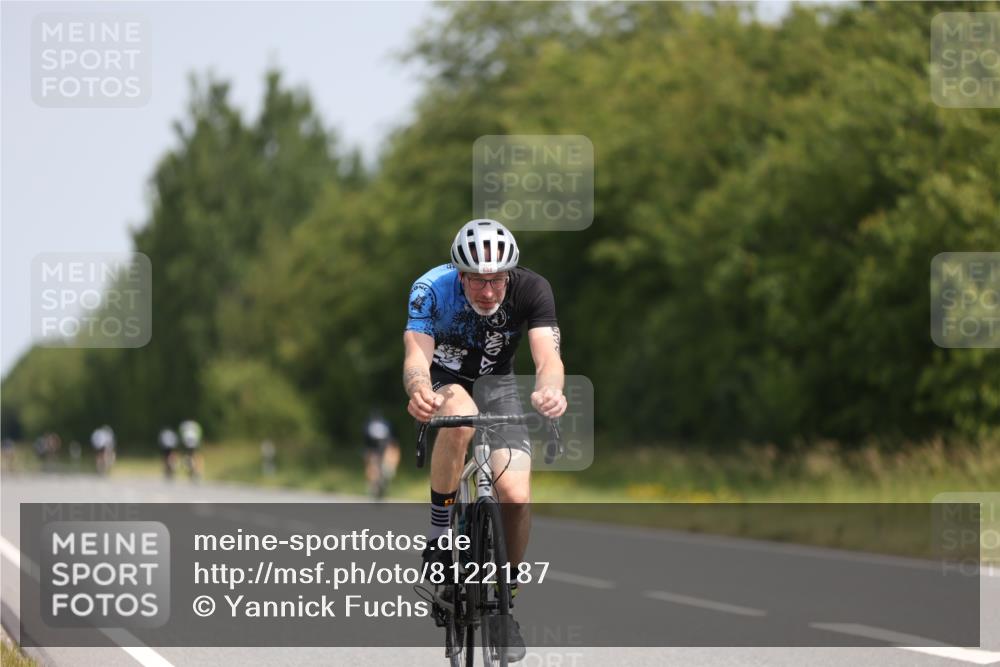 22.06.2025 - Viking Triathlon Yannick Fuchs http://msf.ph/oto/8122187 22.06.2025 11:49:17 Radfahren 405, 433, 477, 634 meine-sportfotos.de