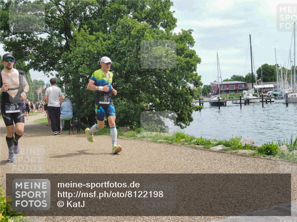 22.06.2025 - Viking Triathlon KatJ http://msf.ph/oto/8122198 22.06.2025 13:33:31 Laufen 71, 310, 454 meine-sportfotos.de