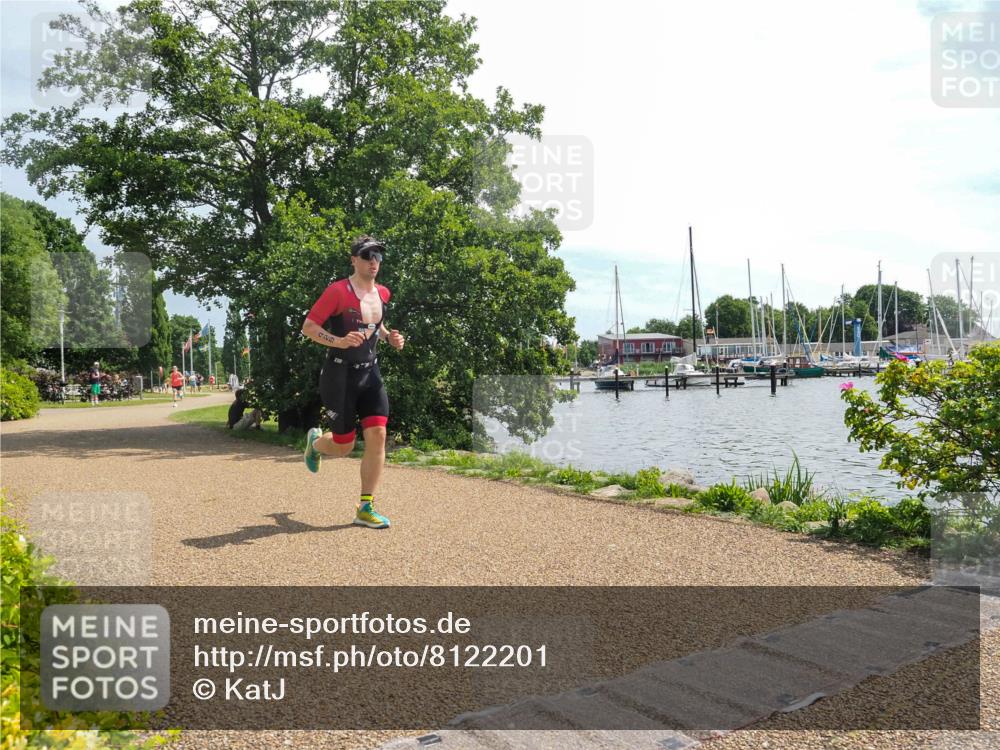 22.06.2025 - Viking Triathlon KatJ http://msf.ph/oto/8122201 22.06.2025 13:02:55 Laufen 429 meine-sportfotos.de