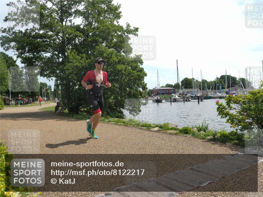 22.06.2025 - Viking Triathlon KatJ http://msf.ph/oto/8122217 22.06.2025 13:02:55 Laufen 429 meine-sportfotos.de