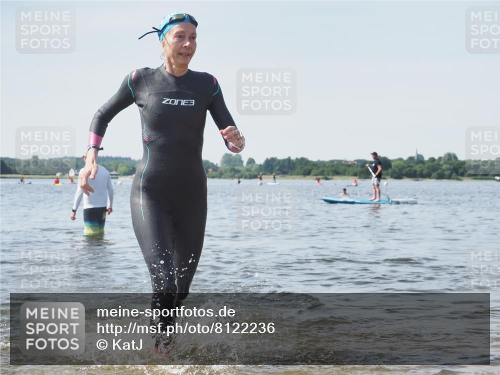 22.06.2025 - Viking Triathlon KatJ http://msf.ph/oto/8122236 22.06.2025 10:51:19 Schwimmen 436, 477 meine-sportfotos.de