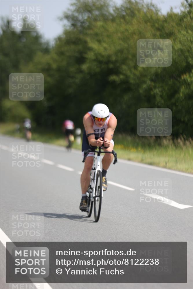 22.06.2025 - Viking Triathlon Yannick Fuchs http://msf.ph/oto/8122238 22.06.2025 11:49:29 Radfahren 22, 420, 487, 488 meine-sportfotos.de