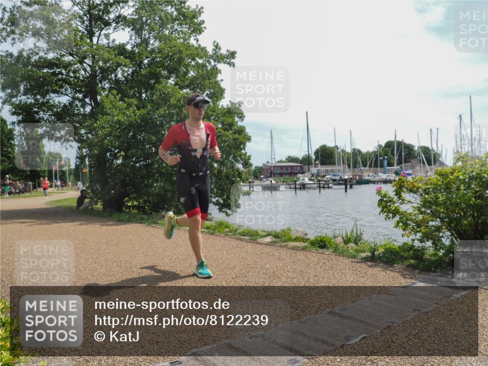 22.06.2025 - Viking Triathlon KatJ http://msf.ph/oto/8122239 22.06.2025 13:02:55 Laufen 429 meine-sportfotos.de