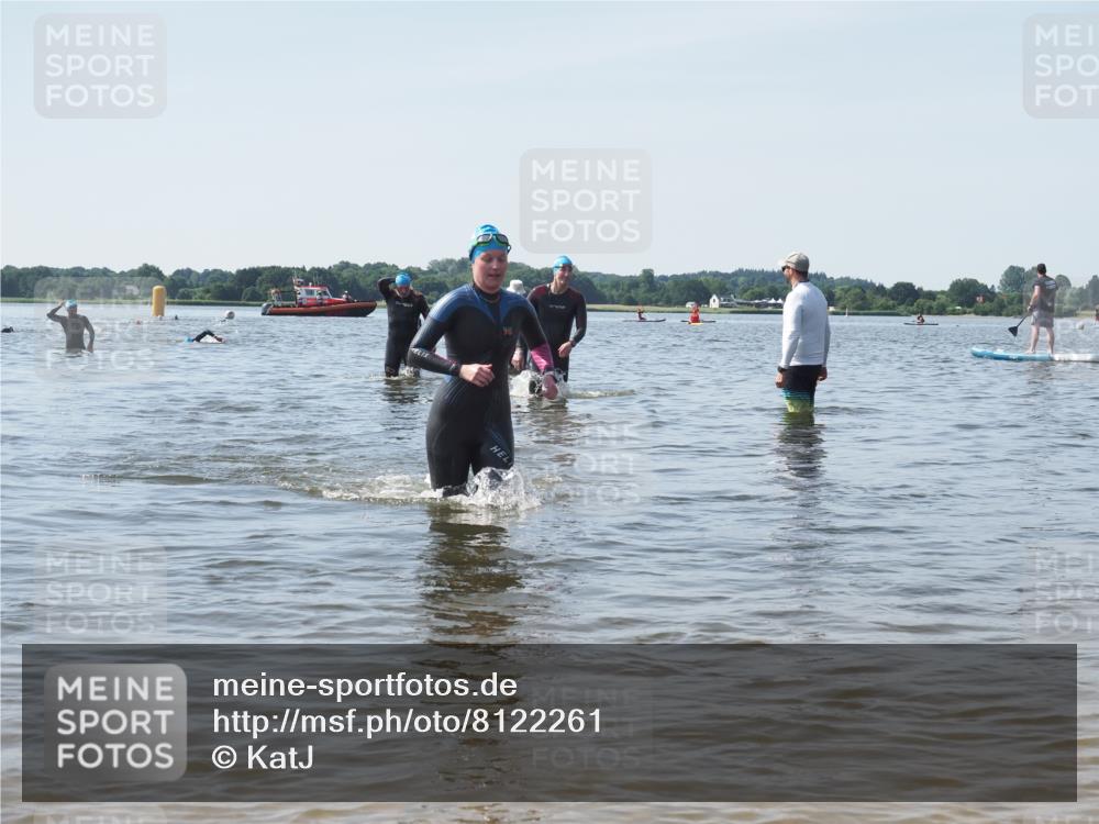 22.06.2025 - Viking Triathlon KatJ http://msf.ph/oto/8122261 22.06.2025 10:51:28 Schwimmen 292, 422, 477 meine-sportfotos.de