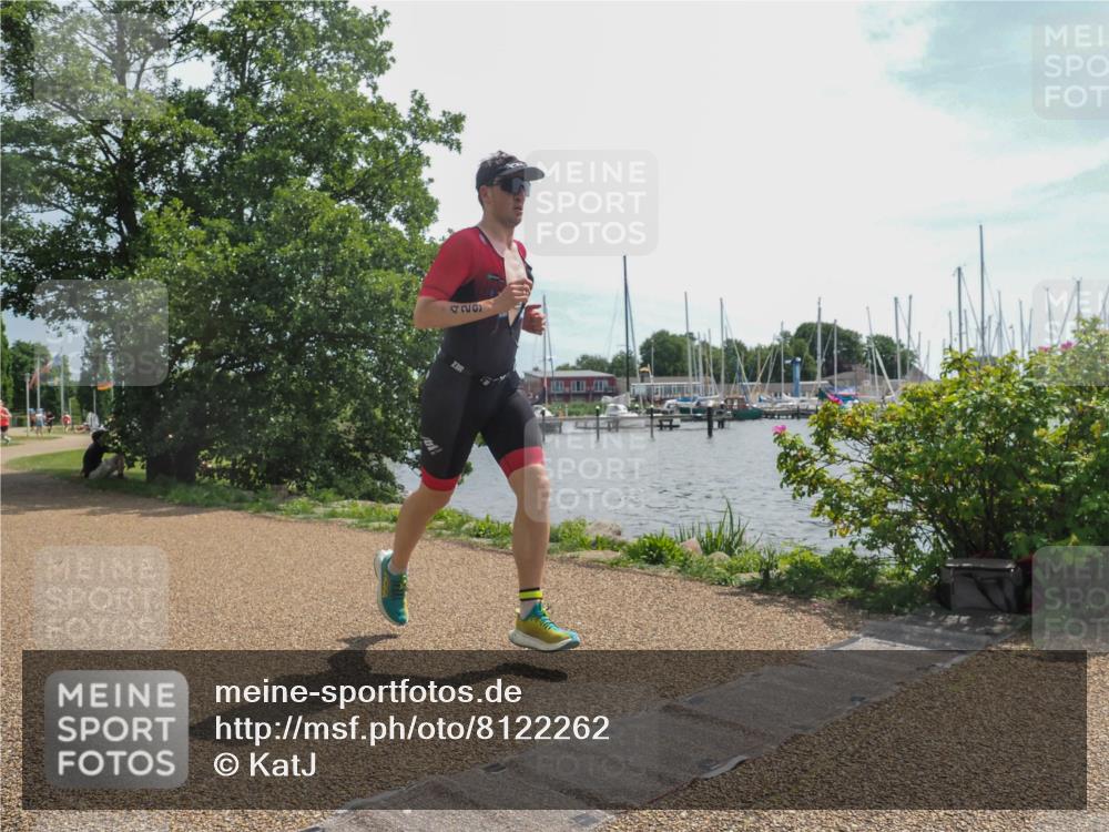22.06.2025 - Viking Triathlon KatJ http://msf.ph/oto/8122262 22.06.2025 13:02:56 Laufen 429 meine-sportfotos.de