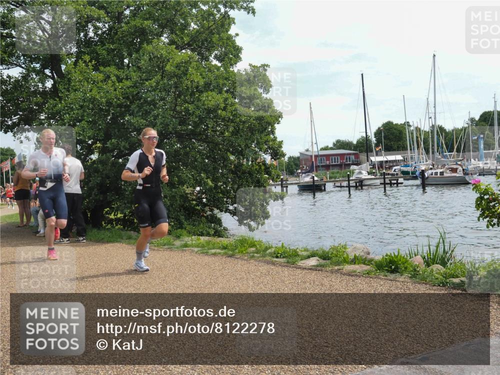 22.06.2025 - Viking Triathlon KatJ http://msf.ph/oto/8122278 22.06.2025 13:33:38 Laufen 22, 421 meine-sportfotos.de