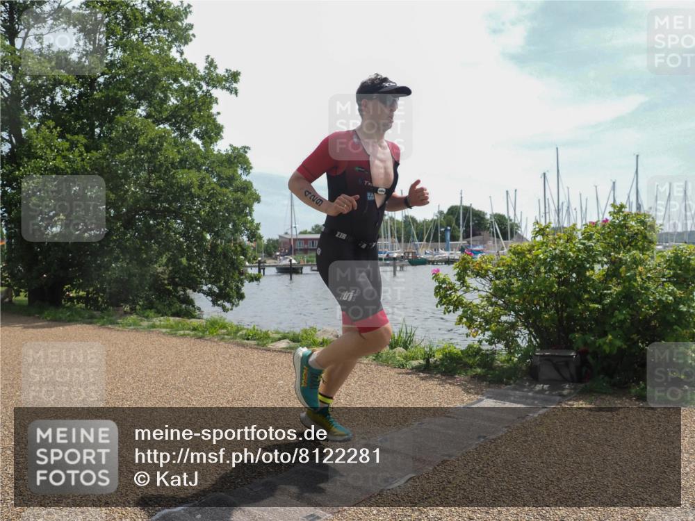 22.06.2025 - Viking Triathlon KatJ http://msf.ph/oto/8122281 22.06.2025 13:02:56 Laufen 429 meine-sportfotos.de