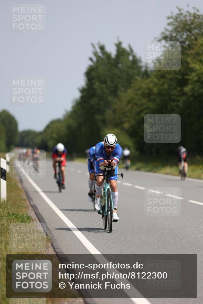 22.06.2025 - Viking Triathlon Yannick Fuchs http://msf.ph/oto/8122300 22.06.2025 11:49:50 Radfahren 3, 211, 254, 257, 347, 638, 648 meine-sportfotos.de