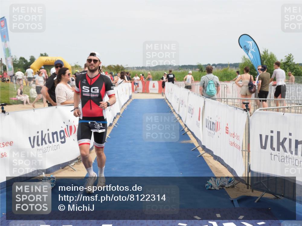22.06.2025 - Viking Triathlon MichiJ http://msf.ph/oto/8122314 22.06.2025 15:13:33 Ziel 330 meine-sportfotos.de