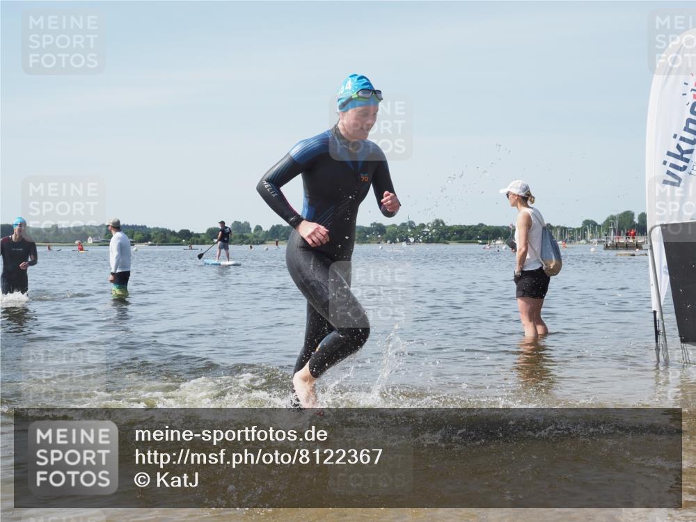 22.06.2025 - Viking Triathlon KatJ http://msf.ph/oto/8122367 22.06.2025 10:51:30 Schwimmen 292, 422, 477 meine-sportfotos.de