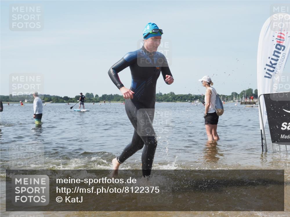 22.06.2025 - Viking Triathlon KatJ http://msf.ph/oto/8122375 22.06.2025 10:51:31 Schwimmen 292, 422, 477 meine-sportfotos.de