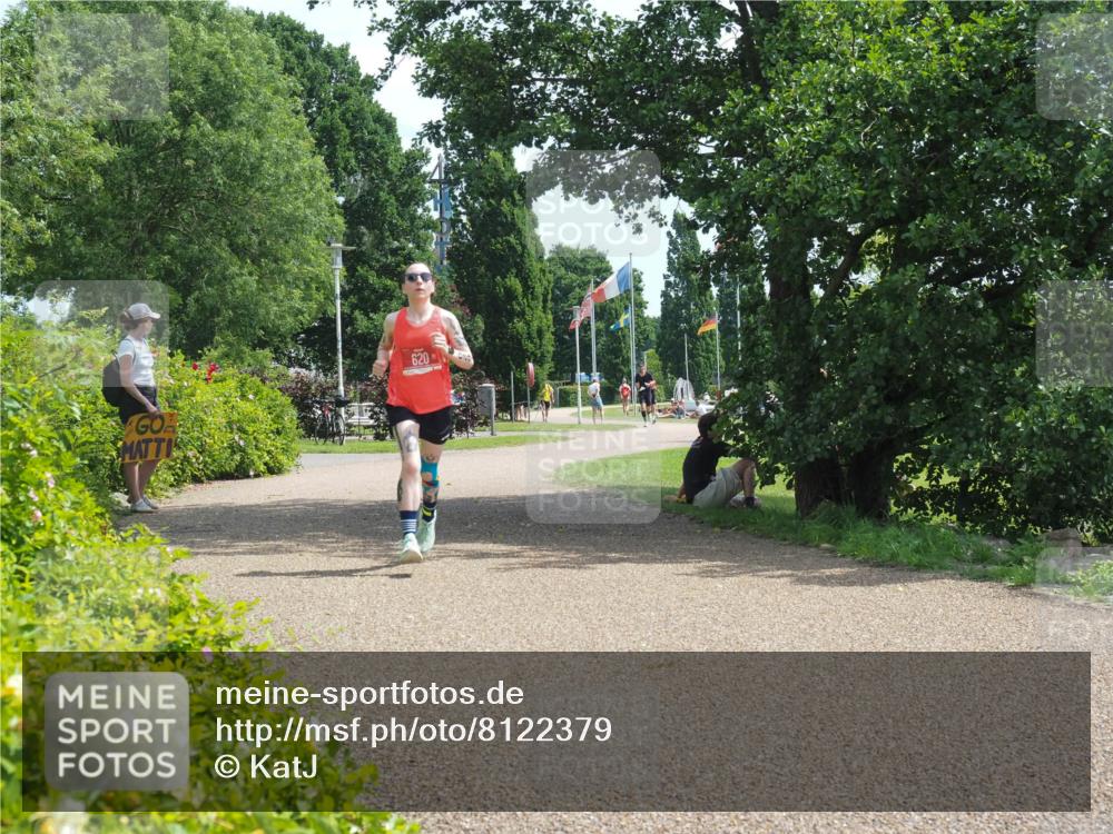 22.06.2025 - Viking Triathlon KatJ http://msf.ph/oto/8122379 22.06.2025 13:03:02 Laufen 620 meine-sportfotos.de