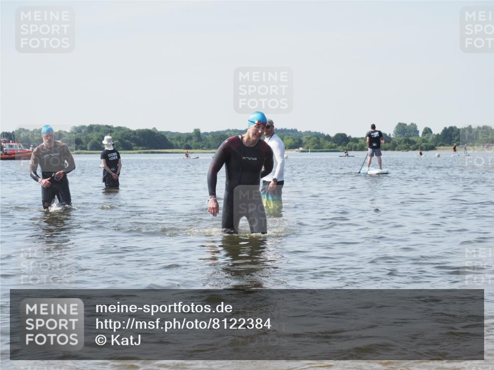 22.06.2025 - Viking Triathlon KatJ http://msf.ph/oto/8122384 22.06.2025 10:51:34 Schwimmen 292, 422 meine-sportfotos.de