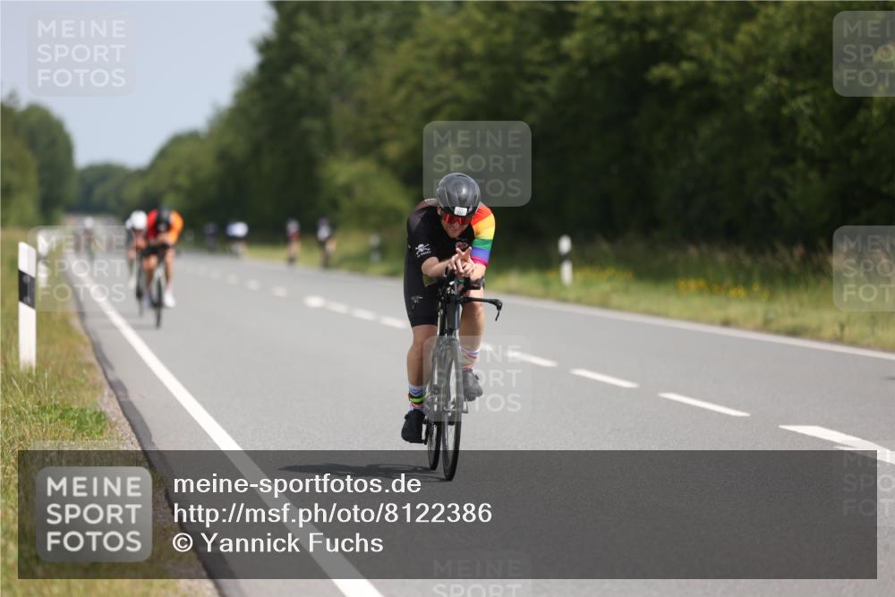 22.06.2025 - Viking Triathlon Yannick Fuchs http://msf.ph/oto/8122386 22.06.2025 11:49:58 Radfahren 11, 33, 150, 182, 257, 376, 638 meine-sportfotos.de