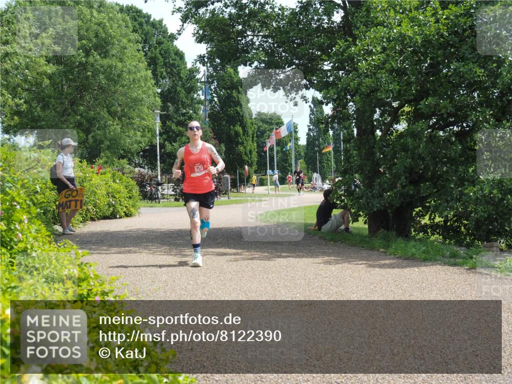 22.06.2025 - Viking Triathlon KatJ http://msf.ph/oto/8122390 22.06.2025 13:03:02 Laufen 620 meine-sportfotos.de