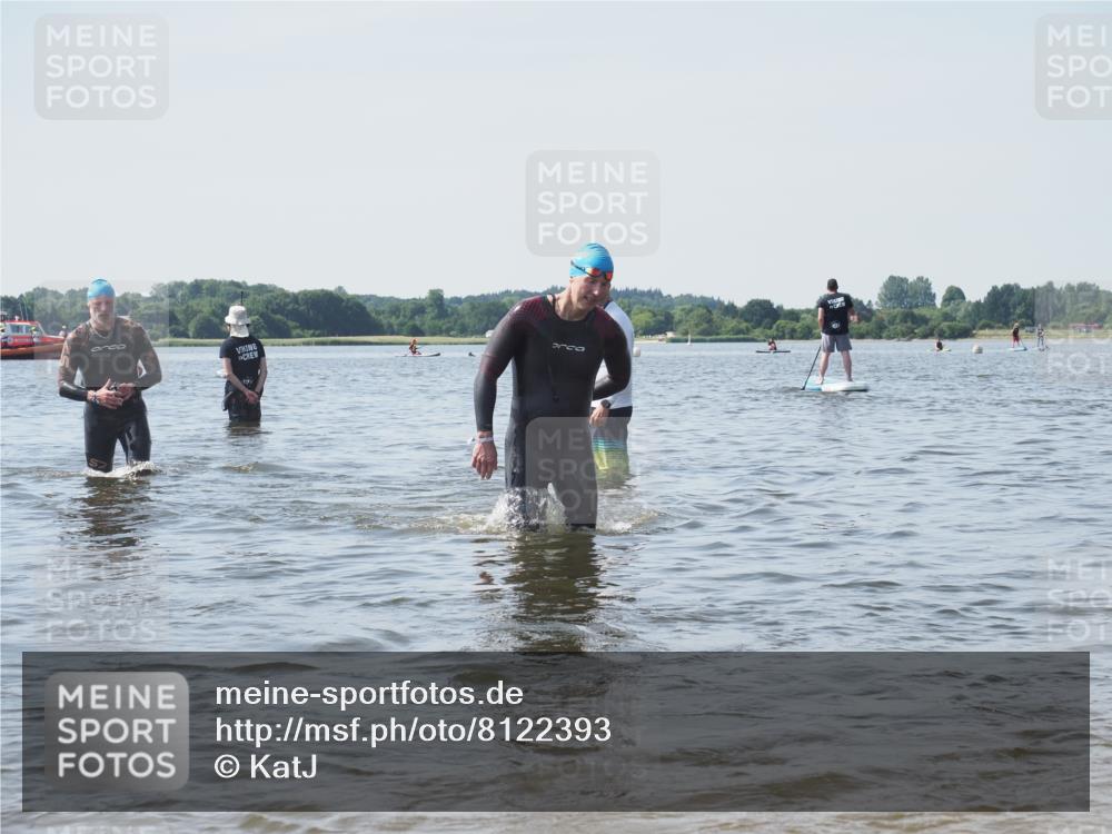 22.06.2025 - Viking Triathlon KatJ http://msf.ph/oto/8122393 22.06.2025 10:51:34 Schwimmen 292, 422 meine-sportfotos.de