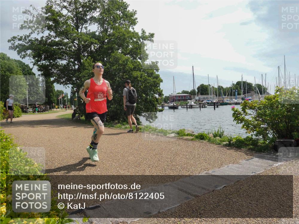 22.06.2025 - Viking Triathlon KatJ http://msf.ph/oto/8122405 22.06.2025 13:03:03 Laufen 620 meine-sportfotos.de
