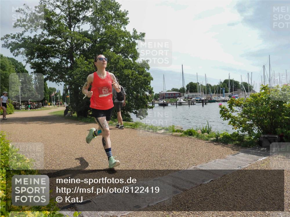 22.06.2025 - Viking Triathlon KatJ http://msf.ph/oto/8122419 22.06.2025 13:03:04 Laufen 620 meine-sportfotos.de