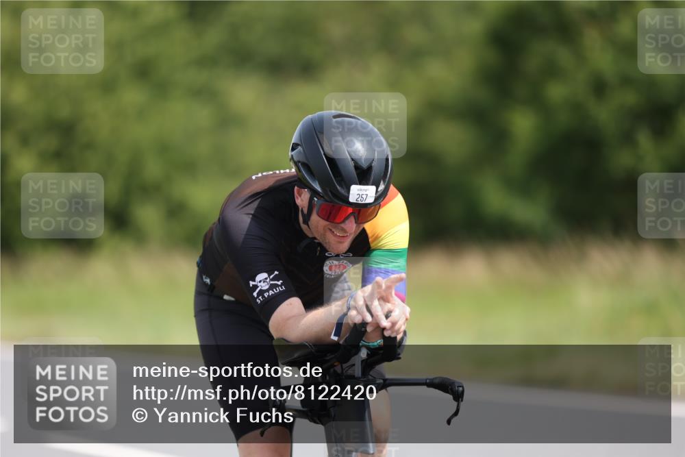 22.06.2025 - Viking Triathlon Yannick Fuchs http://msf.ph/oto/8122420 22.06.2025 11:50:00 Radfahren 11, 33, 150, 182, 257, 376, 638 meine-sportfotos.de